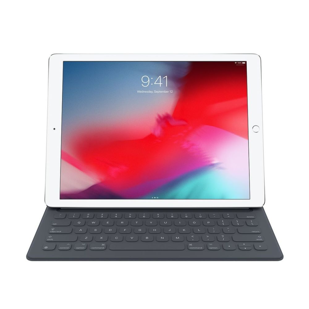 ipad 8 with smart keyboard